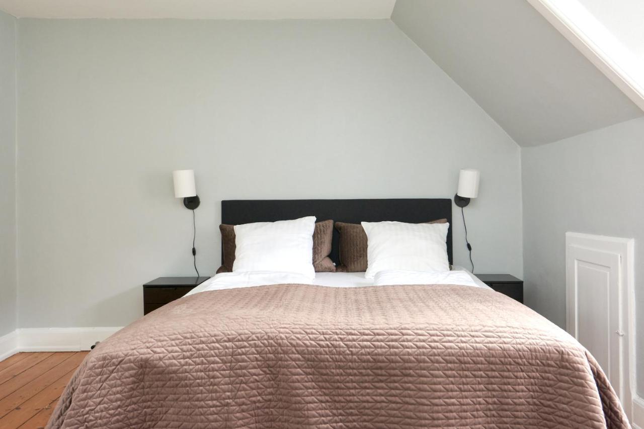 Apartment Stylish 5 Person In Vibrant Urban Area *